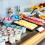 Brit Hotel Toulouse Colomiers - L\'Esplanade 