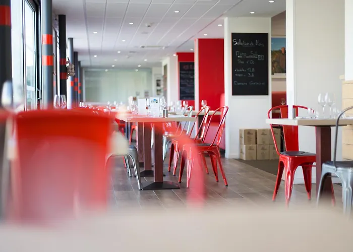 Brit Hotel Toulouse Colomiers - L\'Esplanade