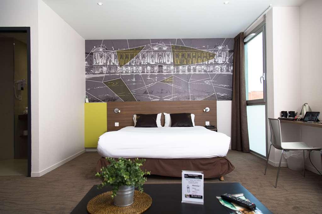 Brit Toulouse - L'esplanade Hotel Colomiers