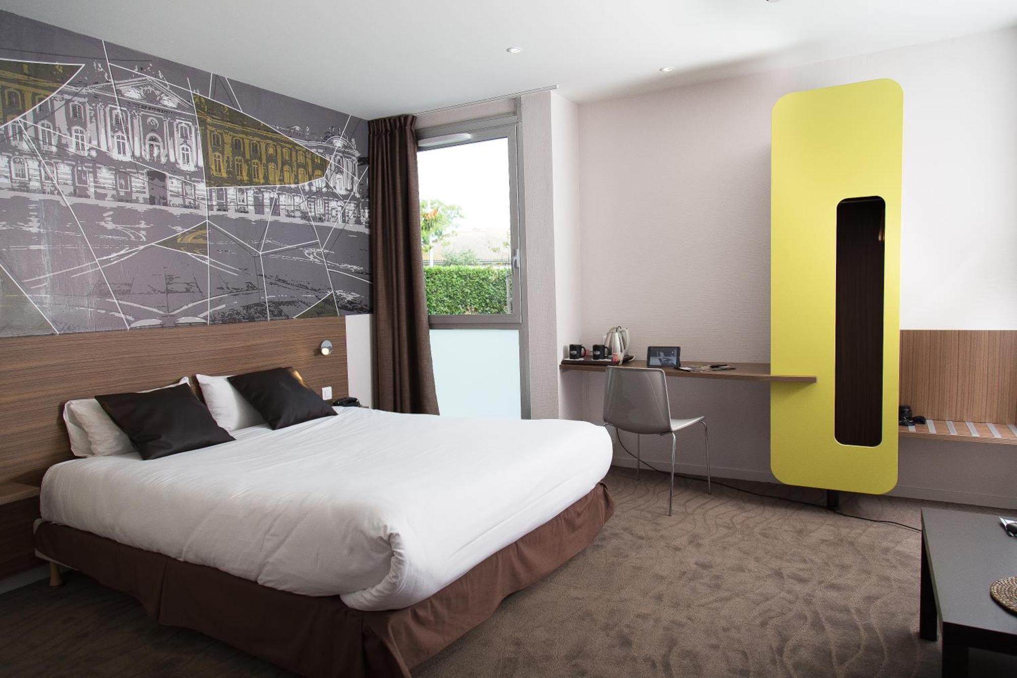 Hotel Brit Toulouse - L'esplanade 3*