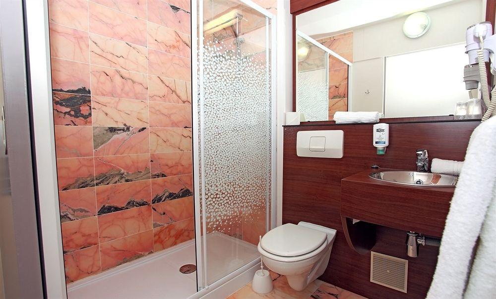 Brit Toulouse - L'esplanade Hotel 3*